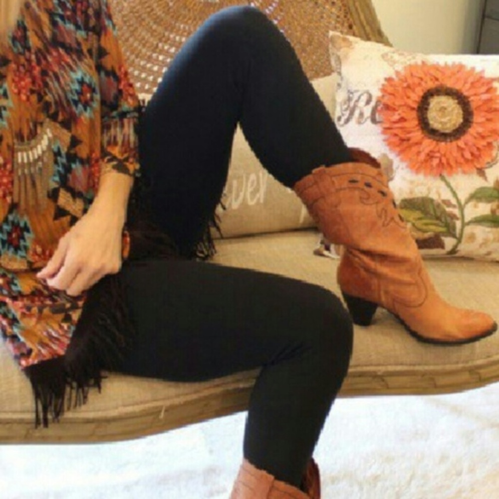 NEW Black Brushed Knit Leggings ! - Picture 3 of 4